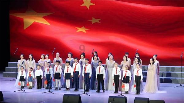 三国中有哪些武将，武力值非常高，但是一出场就死了？